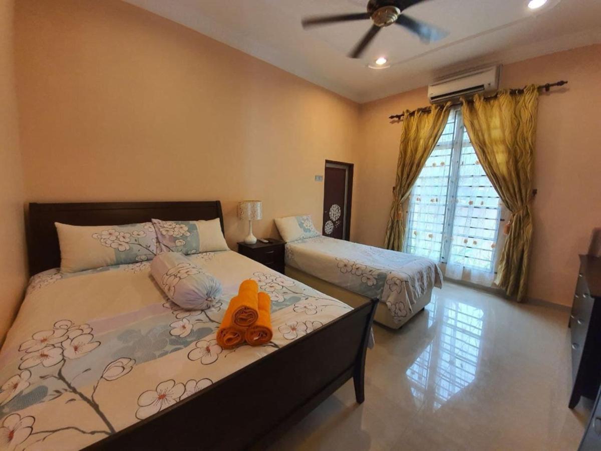 Villa Temila Pasir Puteh Dış mekan fotoğraf